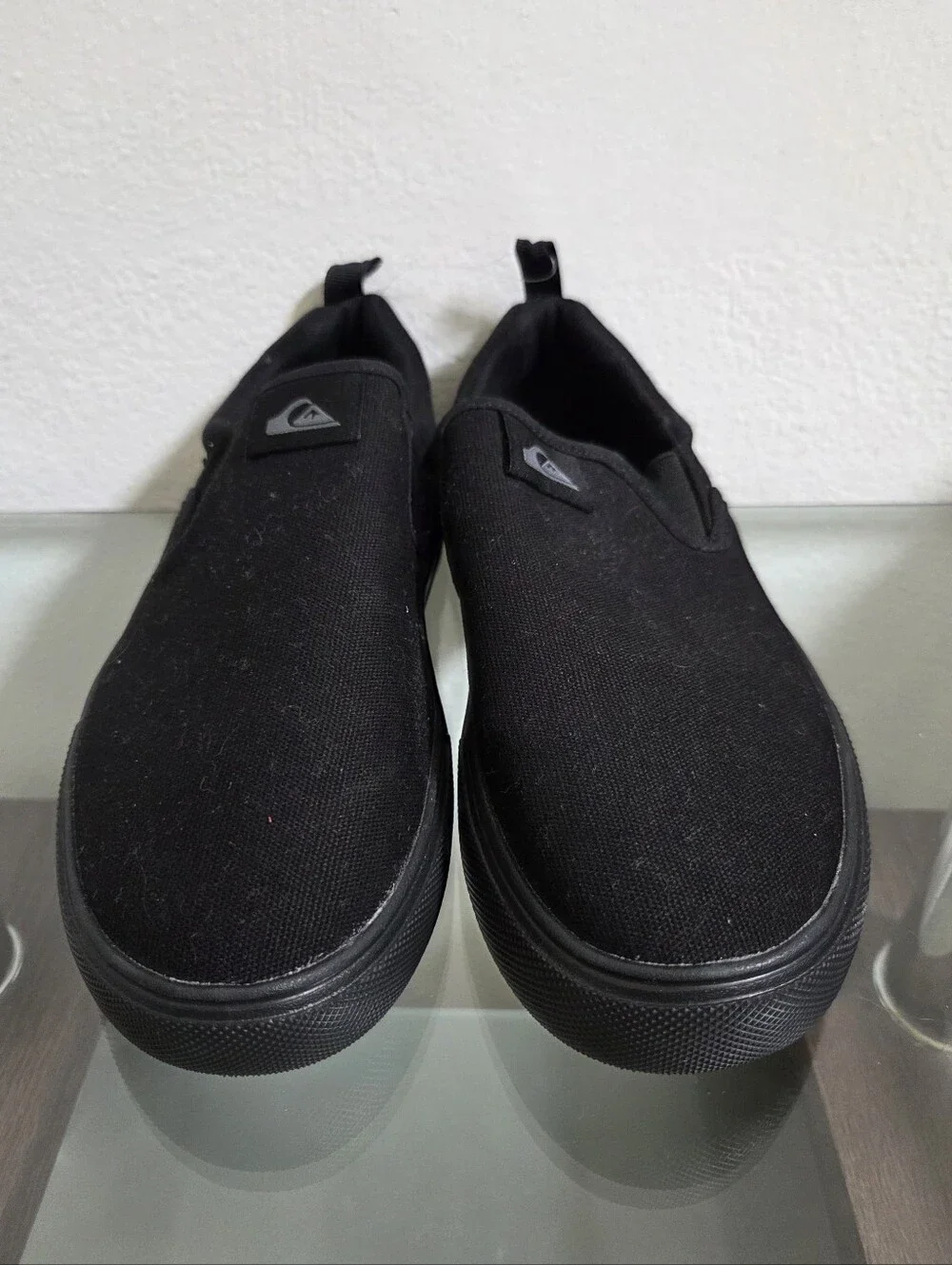 Quiksilver Men’s Black Canvas Slip-On Loafers Size 7.5